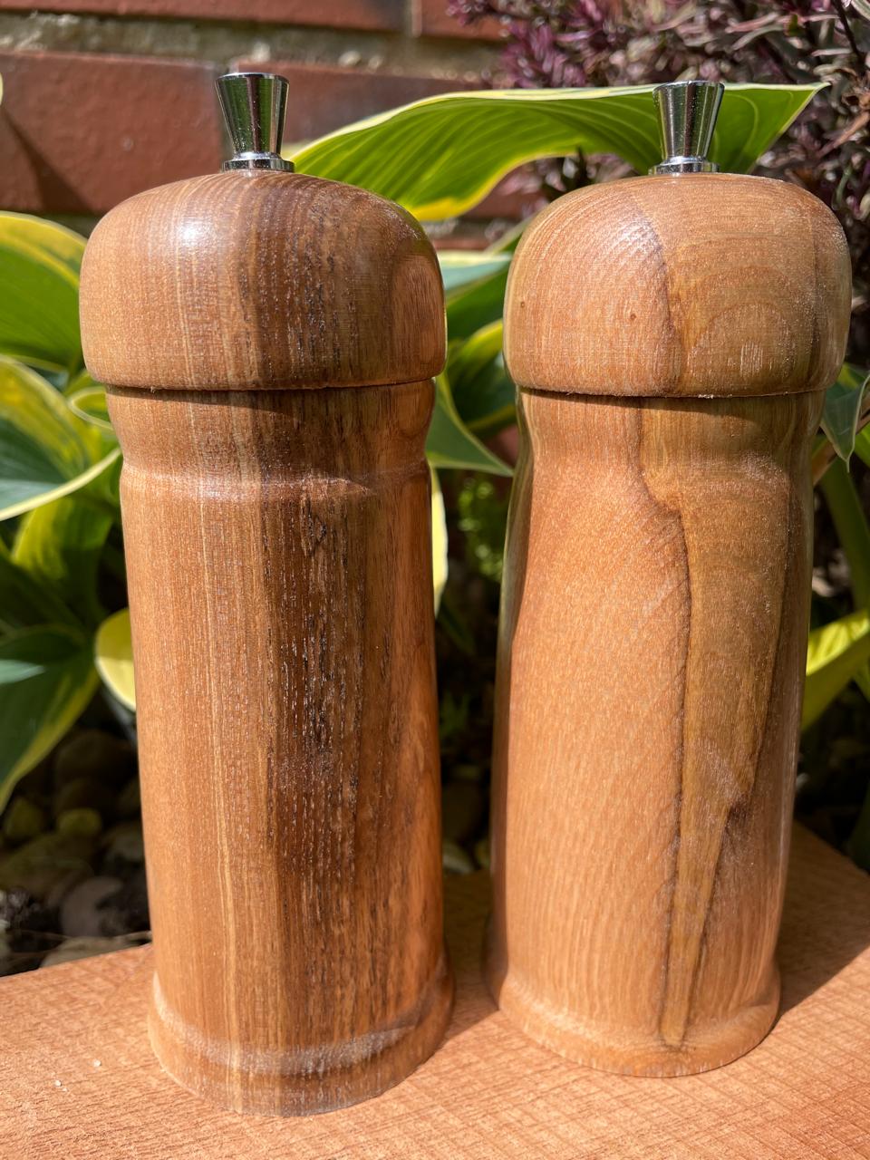 Salt & Pepper Grinder Set
