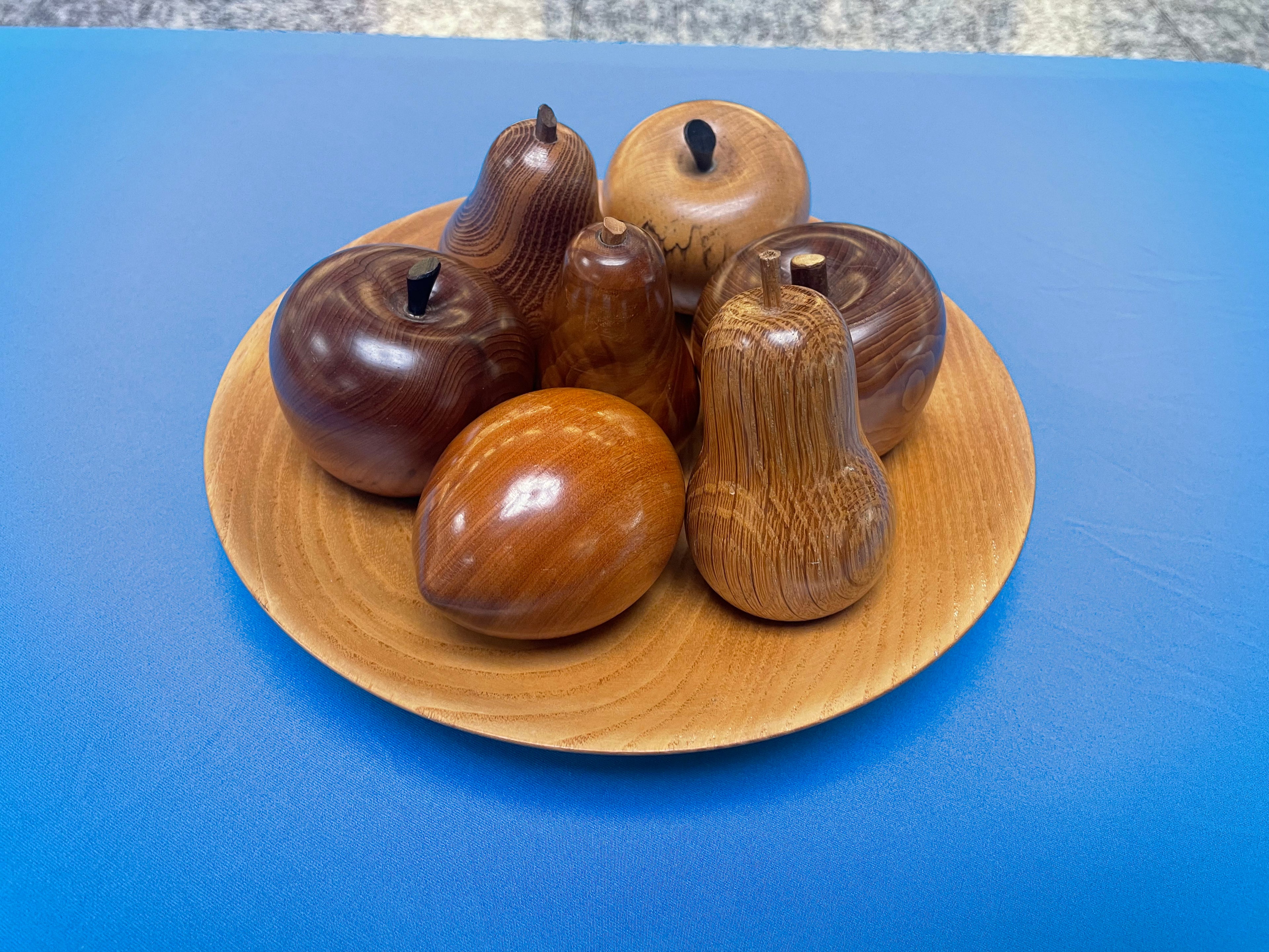 The Artisanal Ash Fruit Bowl & Hardwood Fruit Set